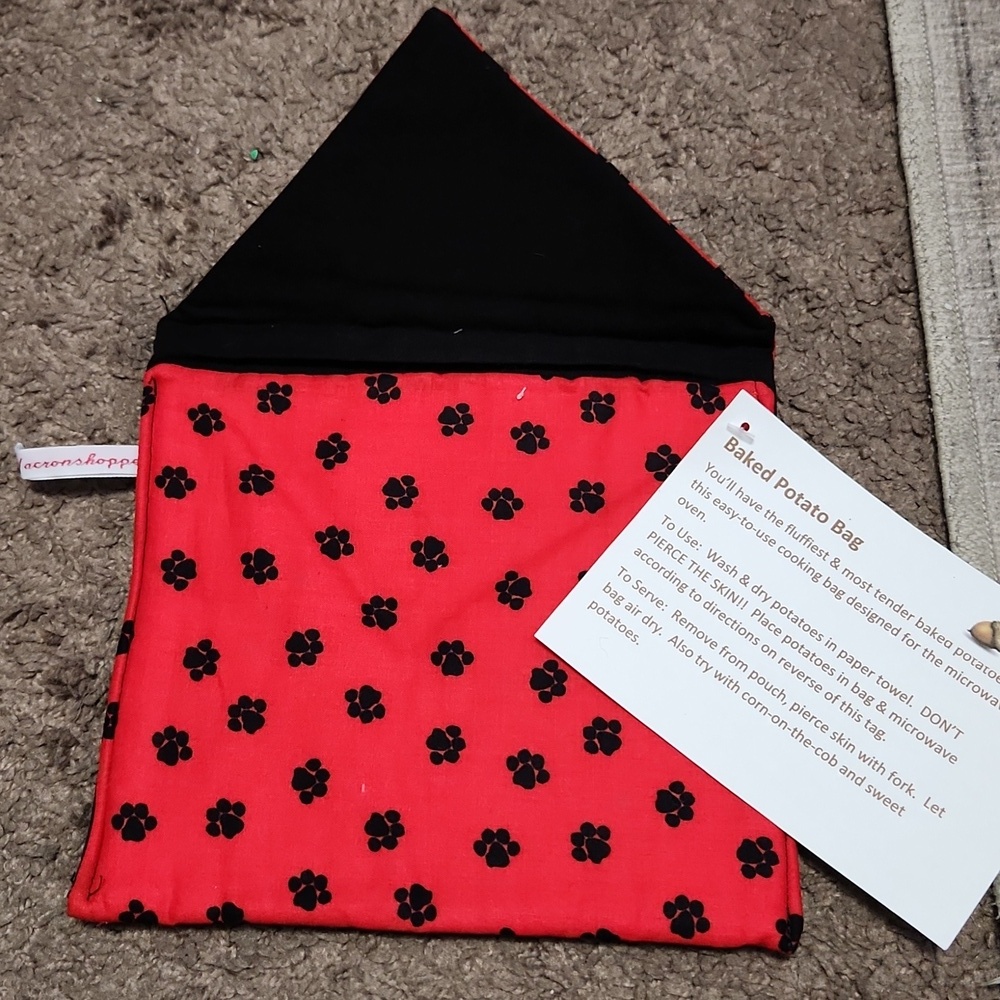Red Dog Paw Print Baked Potato Bag - Picture 2 of 4